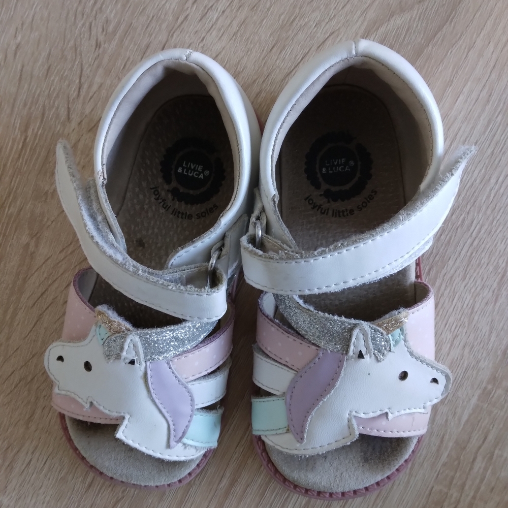 Livie and luca unicorn sandals size 10c